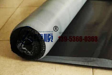 高分子自粘膠膜防水卷材 革新防水材料市場(chǎng)的生產(chǎn)與銷售新趨勢(shì)